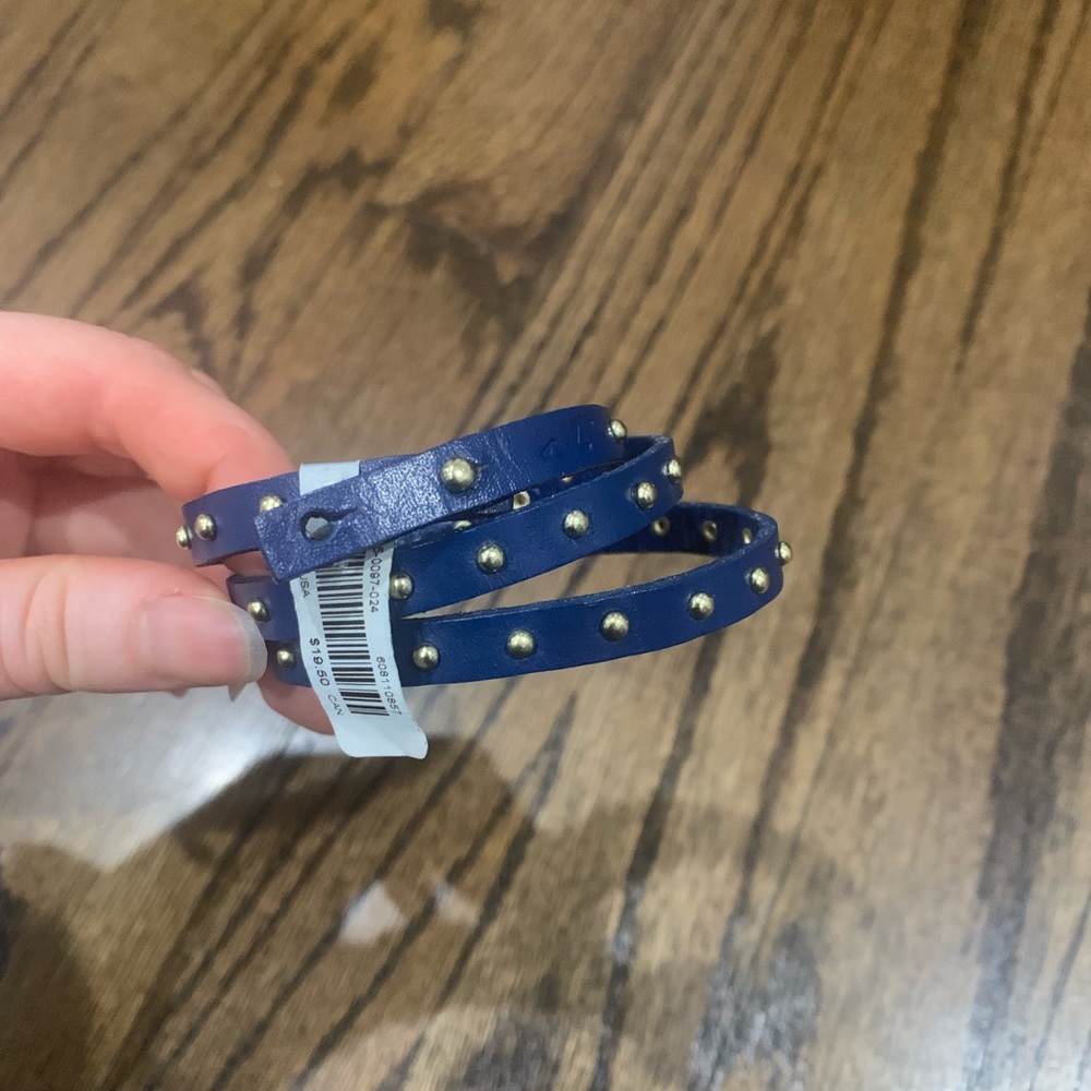New Hollister Women’s Leather Wrap Bracelet Navy